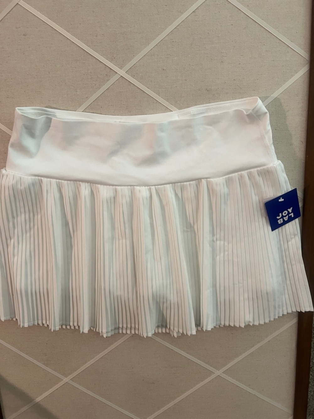 NWT JoyLab White Pleated Mini Skirt sz 2x
